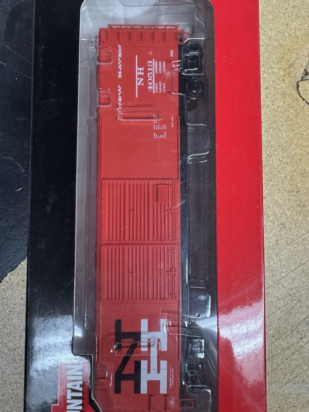 NEW HAVEN RR NEW 50' PS-1 DOUBLE DOOR BOX CAR 40513 By INTERMOUNTAIN RR 45611-23