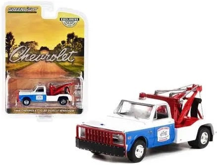 1:64 1969 Chevy C-30 COOTER'S TOW TRUCK HAZZARD COUNTY GARAGE PREORDER JAN