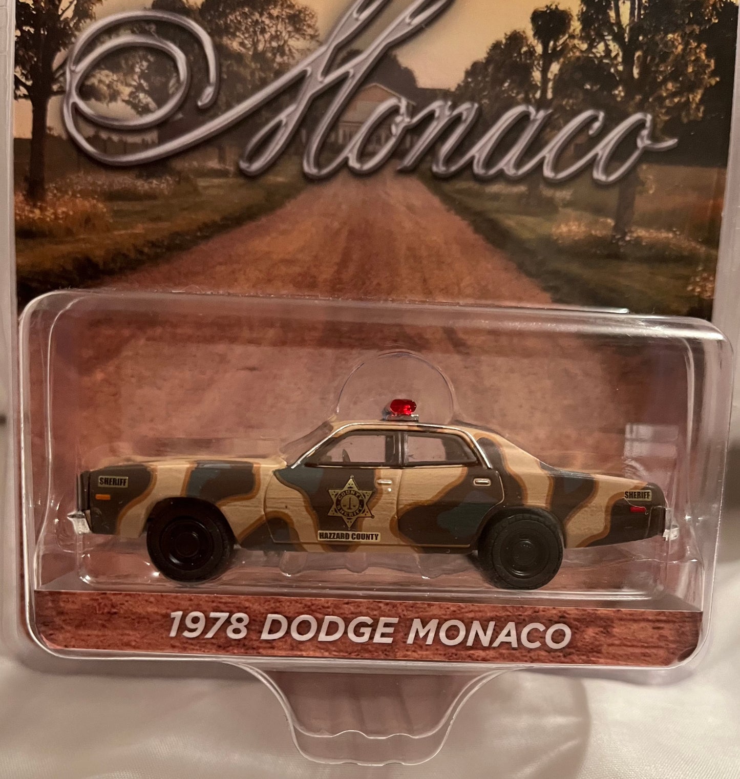 1:18 CAMOUFLAGE 1978 DODGE MONACO HAZZARD COUNTY SHERIFF Discontinued by manufacturer