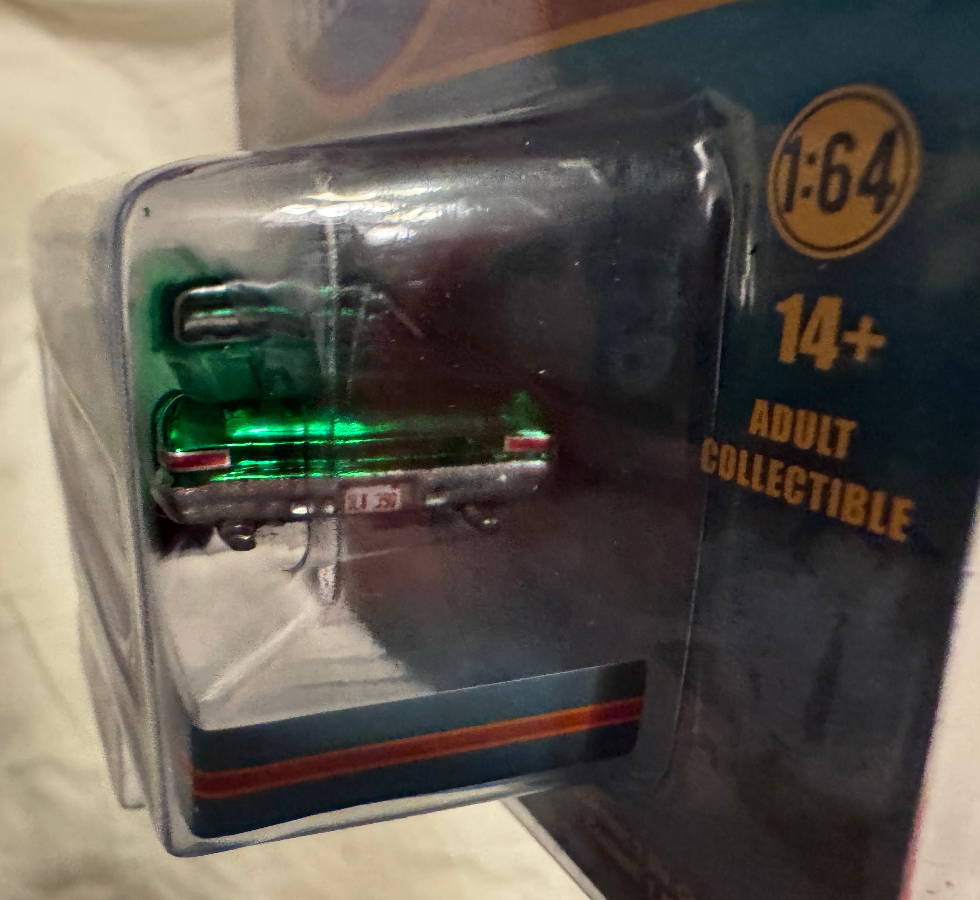 1:64 GREEN MACHINE 1968 Chevy Chevelle #76 Race Car – New England