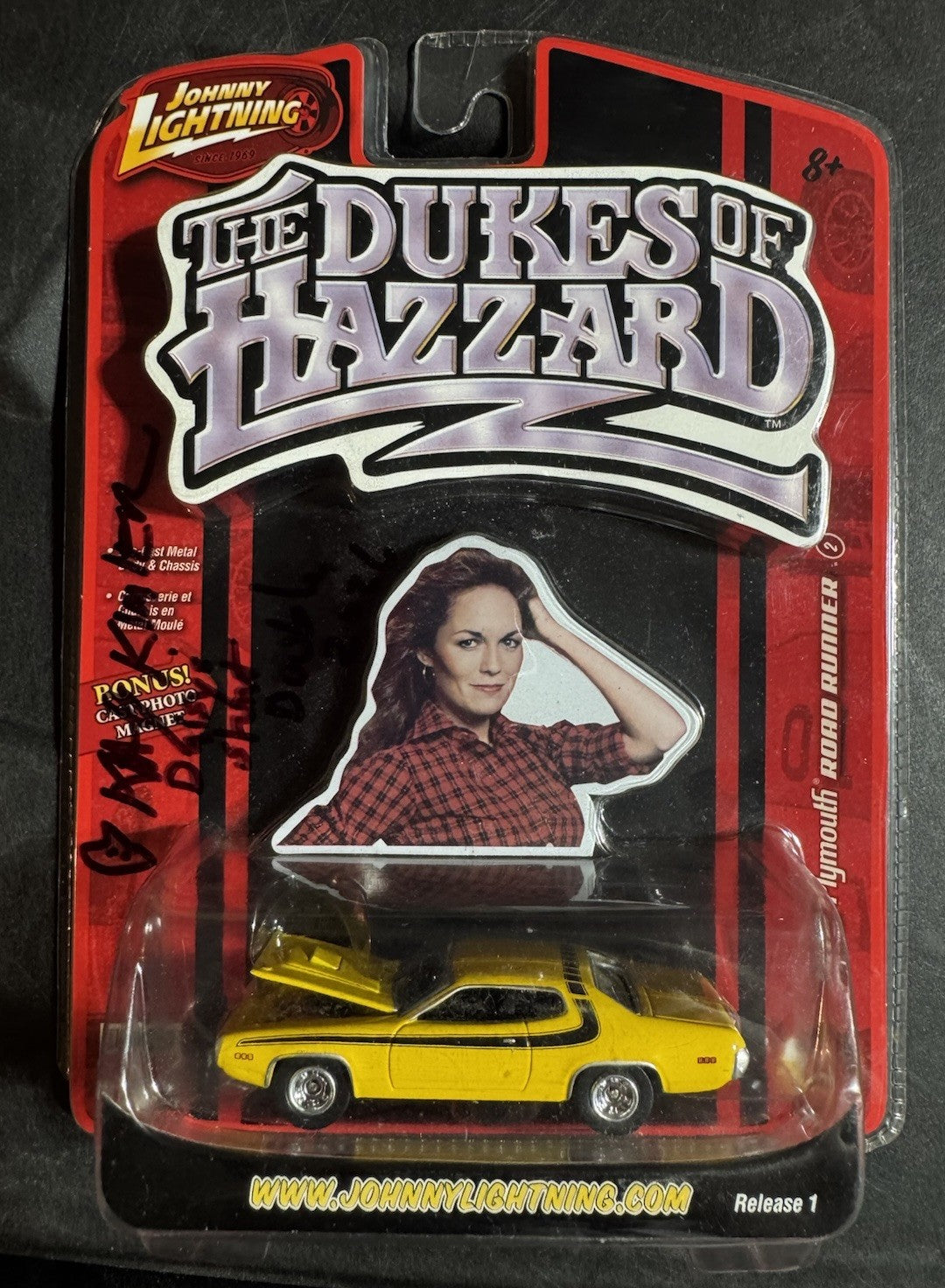 Johnny Lightning 1/64 Dukes of Hazzard 1972 Plymouth Road Runner AUTOGRAPHED