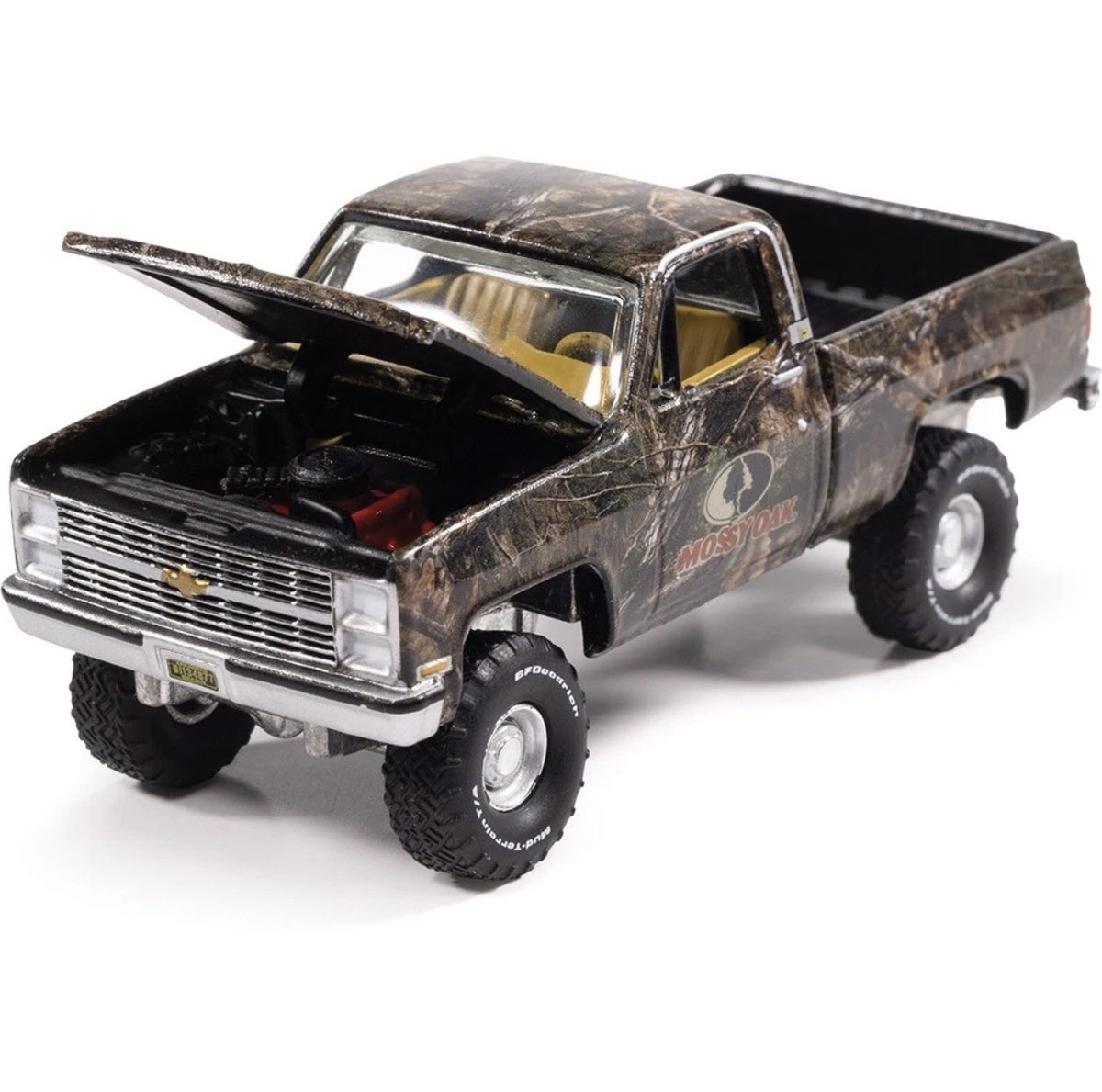 1983 CHEVROLET SILVERADO PICKUP "MOSSY OAK" 1/64 BY AUTO WORLD AWBC003-AWSP199