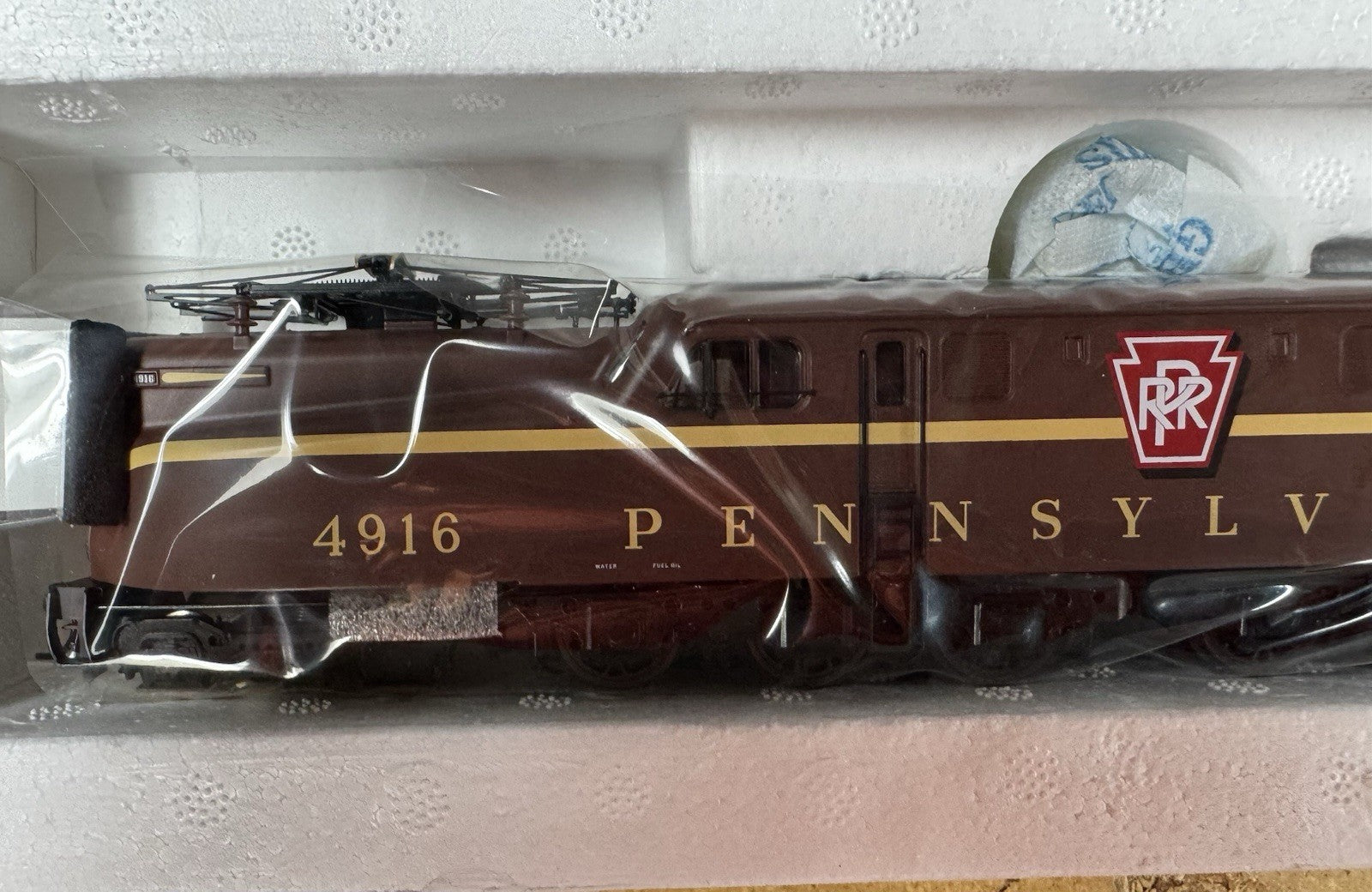Broadway Limited Imports HO GG1 Electric Paragon3 PRR NO. 4916 DCC SOUND 6369
