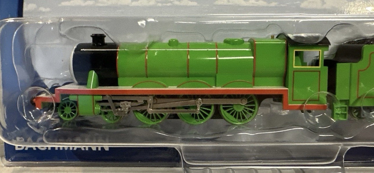 Bachmann HO Scale Thomas & Friends Henry Engine & Tender W/ Moving Eyes #58745