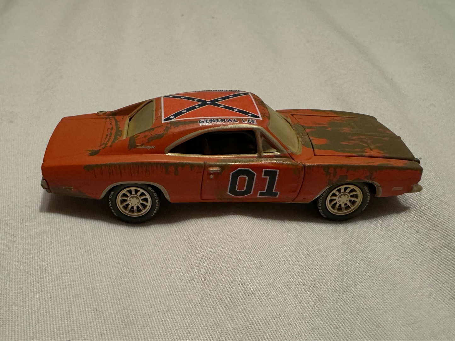 1/64 Generaal Lee Johnny Lightning Barn vindt exclusief