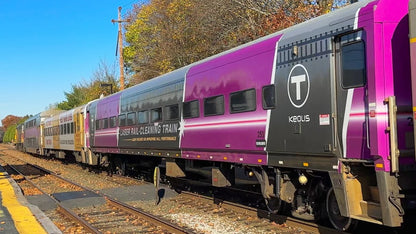 PRE-ORDER: Rapido 1084022 - Comet Car Massachusetts Bay Transportation Authority (MBTA) Laser Train: Coach #253 - HO Scale