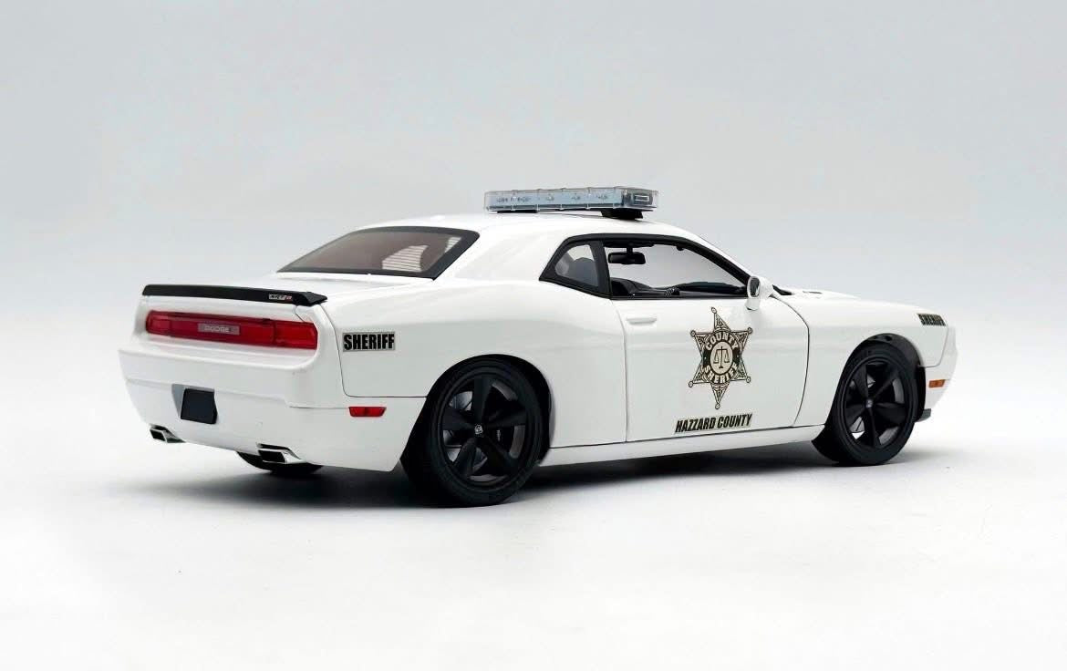 1:18 Hazzard County Sheriff - 2010 Dodge Challenger SRT 8 by ACME PREORDER