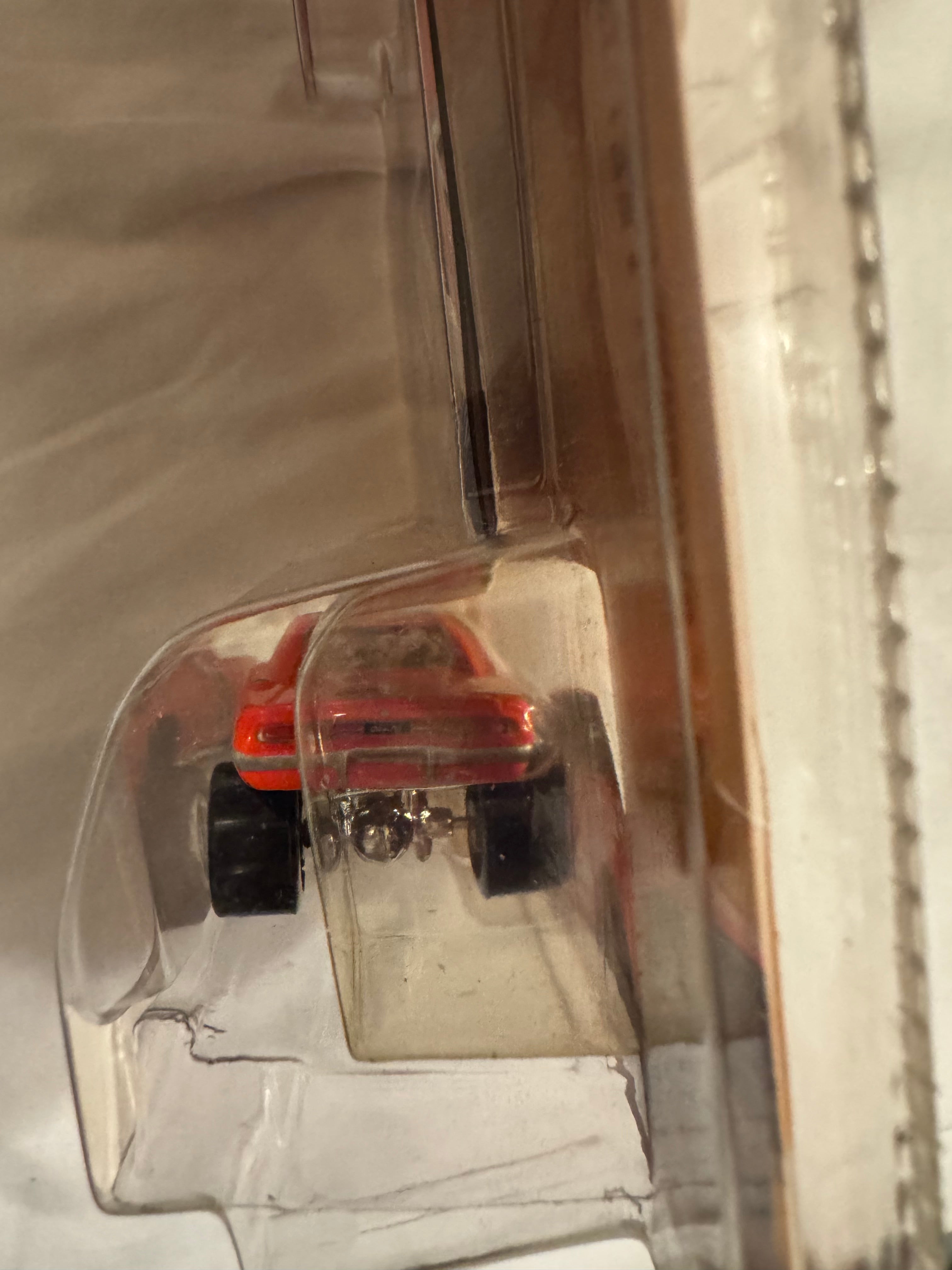 1:64 General Lee Zingers Johnny Lightning Series 2 – New England Dukes