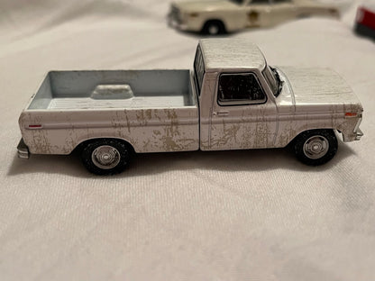 1:64 1973 Ford F-100 White Weathered (Hobby Exclusive) April 2026 PREORDER