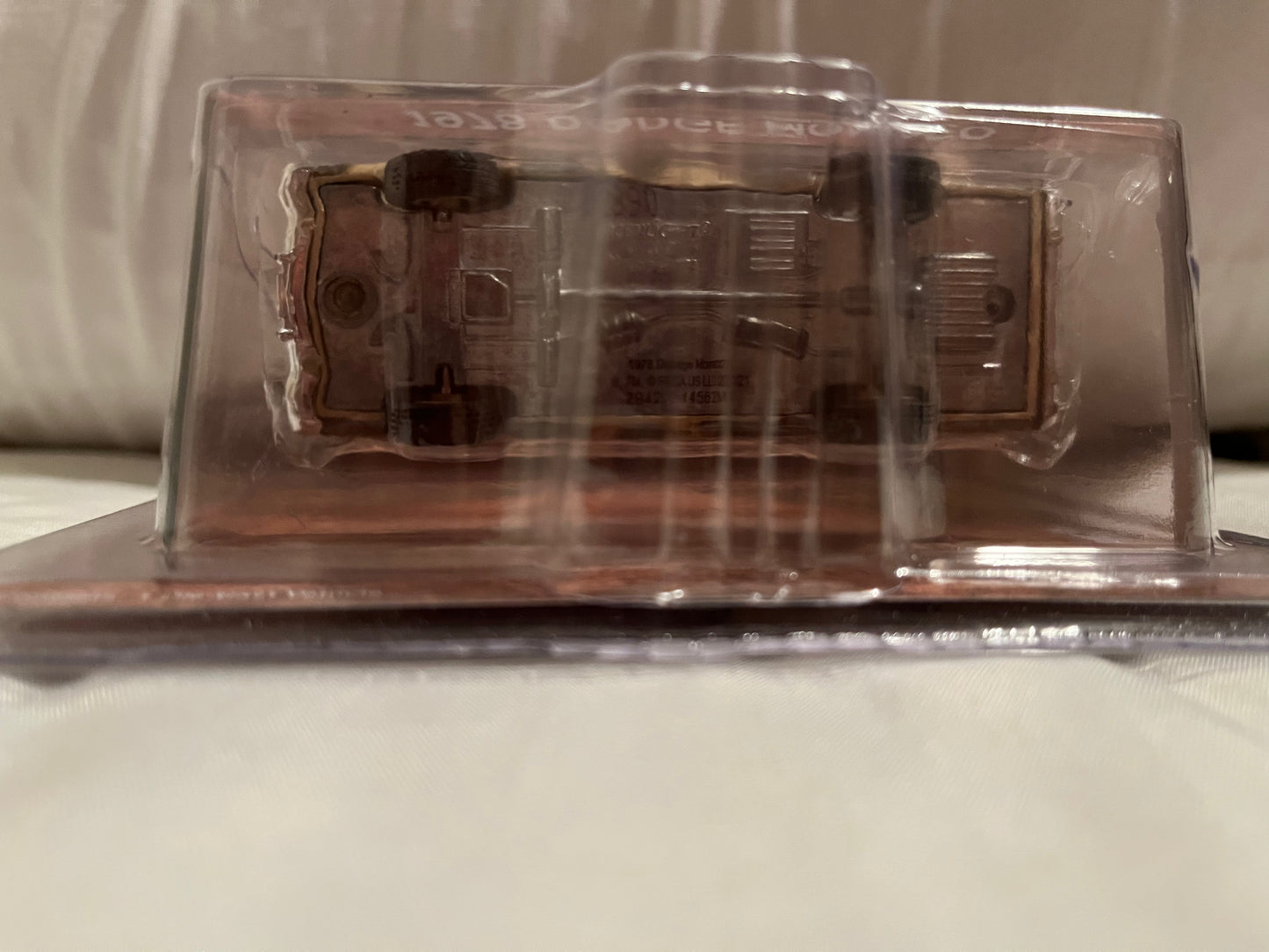 1:64 1978 年道奇摩纳哥哈扎德县警长迷彩压铸